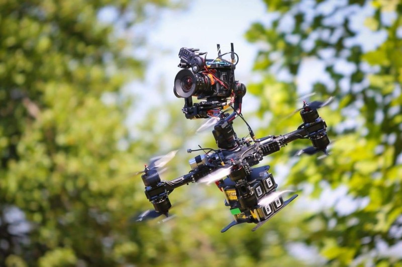 航拍影視無(wú)人機(jī)